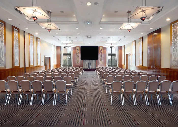 Canary Riverside Plaza Hotel Londres